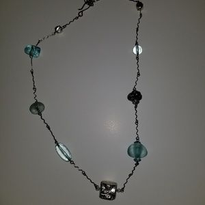 Long necklace with turquoise and blue jewels